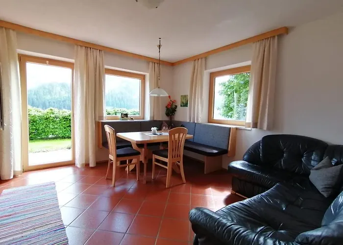 Haus Ausblick トゥクス